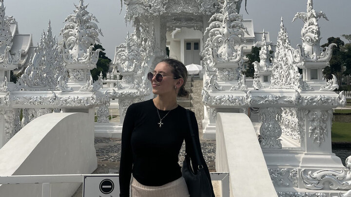 Jordan Horky studying abroad in Thailand