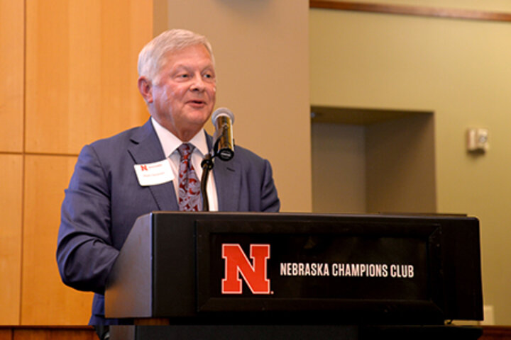 Mark Chronister provided leadership in the field of accounting during his career as an audit partner.