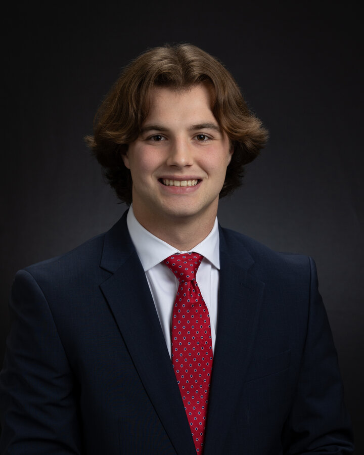 Adam Looney Headshot