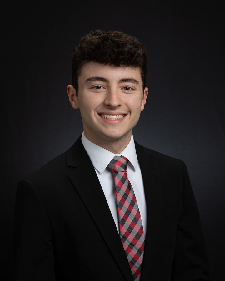 Noah Fochek Headshot