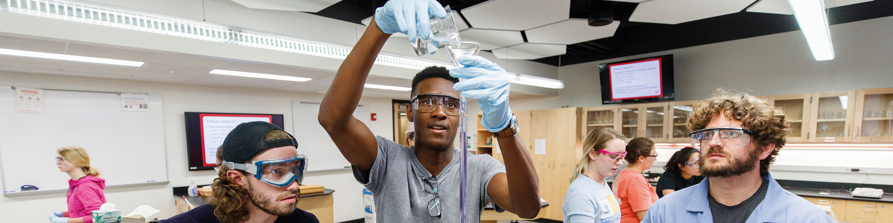 Students in chemistry lab