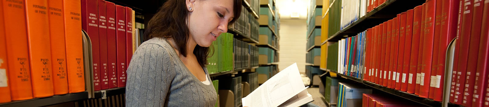 Student in library