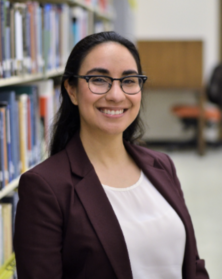 Dr. Luz Sotelo